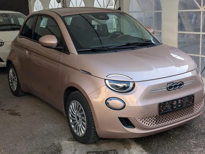 Fiat 500e /Carplay/Tempomat/Spurass./Allwetter