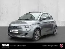 Fiat 500 e Icon Navi Digitales Cockpit Apple CarPlay Androi