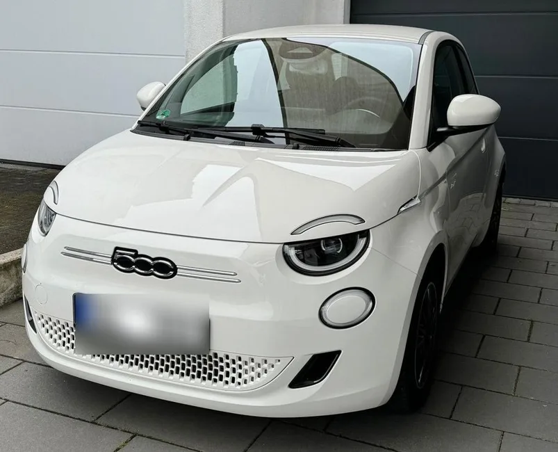 Fiat 500e Icon 42 kWh Frunk MagEye Carplay  Keyless