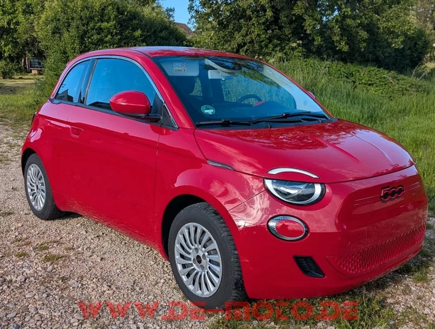 Fiat 500e EDITION RED Elektro CCS-Schnellladen Typ2 2023er * Mwst